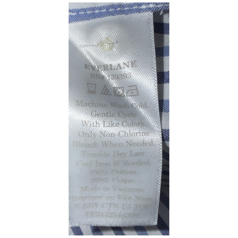 Everlane - Blue & White Striped Button-Up Classic Cotton Top - Size Large - Picture 7 of 7